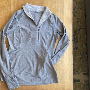 LuLu lemon pull over